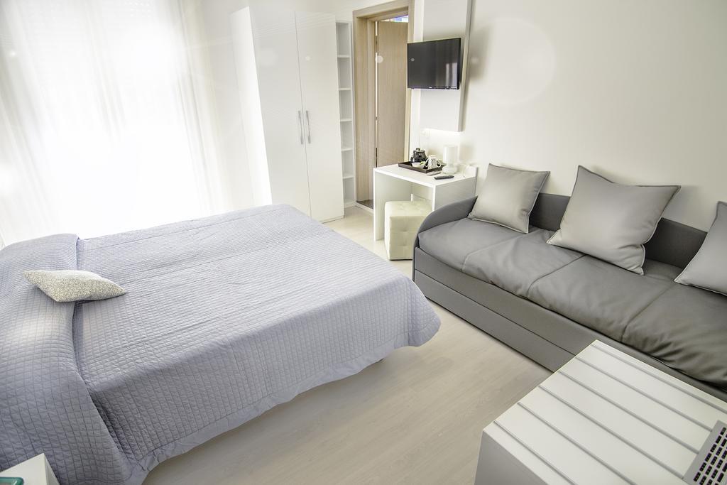 Hotel Antoniana Caorle Exteriör bild